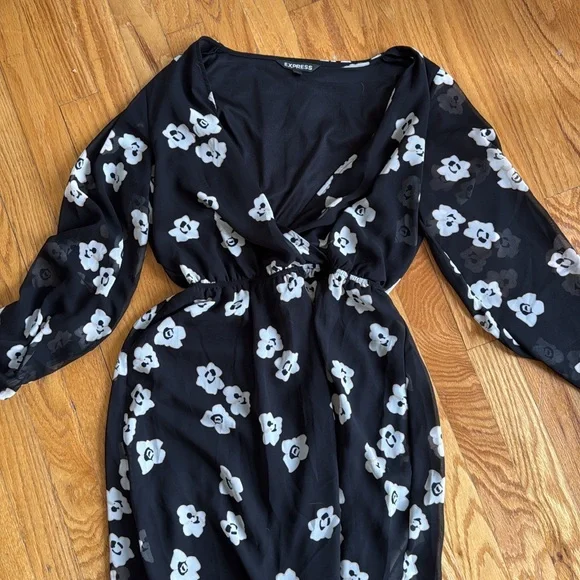Express Black and White Long Sleeve Dress